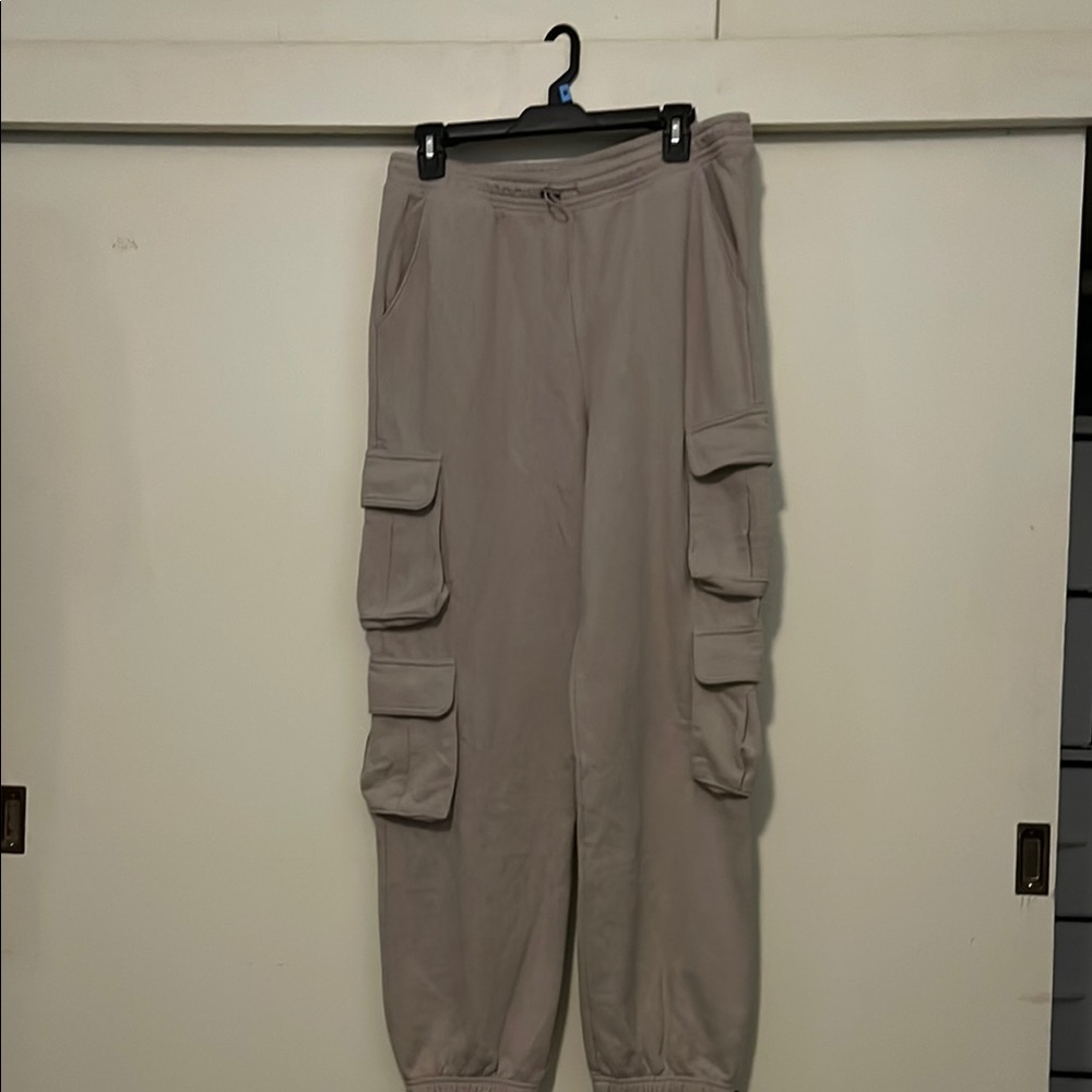 Aeropostale Men's Beige Cargo Pants